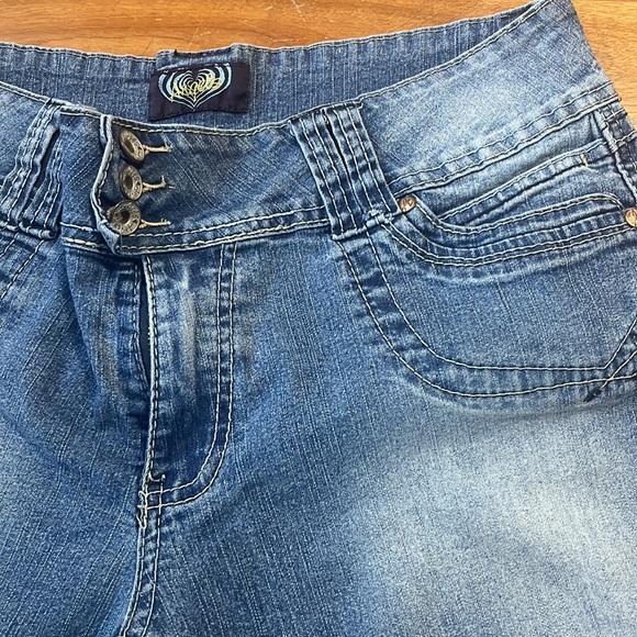 Angels Denim Capris - Picture 4 of 9